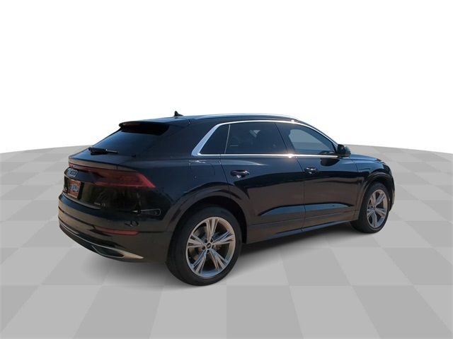 2022 Audi Q8 Premium