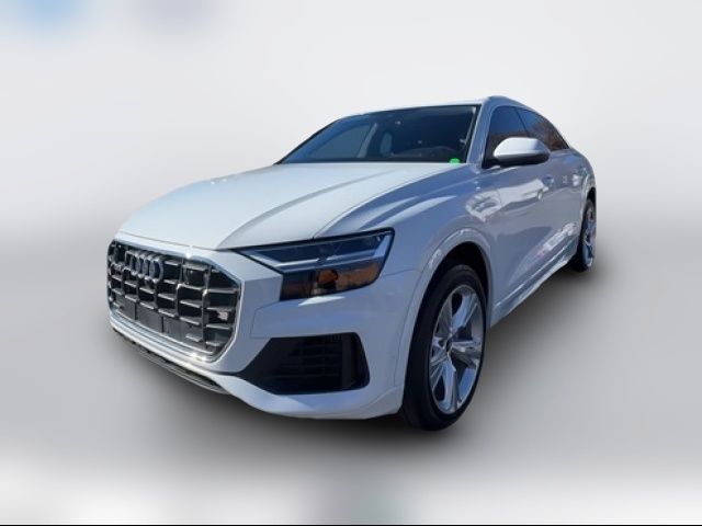 2022 Audi Q8 Premium