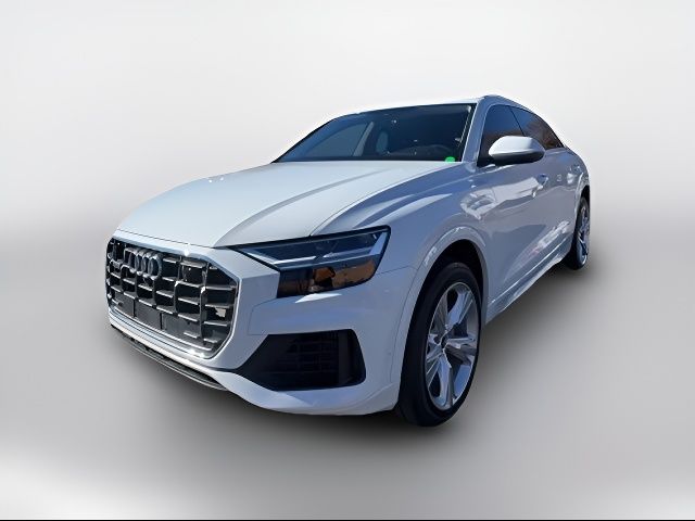 2022 Audi Q8 Premium