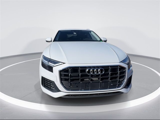 2022 Audi Q8 Premium