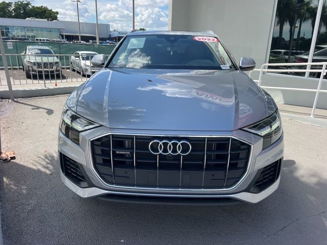 2022 Audi Q8 Premium