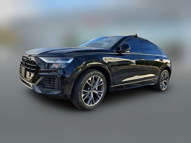 2022 Audi Q8 Premium