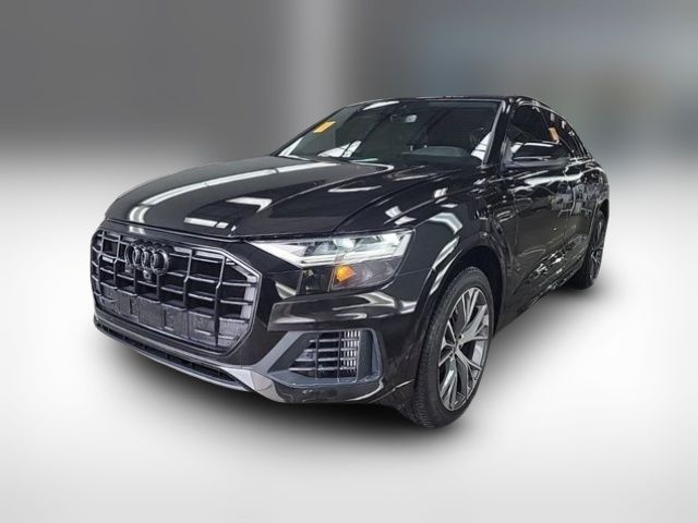 2022 Audi Q8 Premium