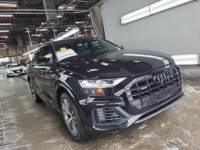 2022 Audi Q8 Premium