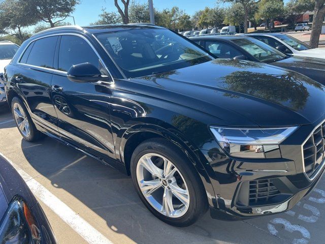 2022 Audi Q8 Premium