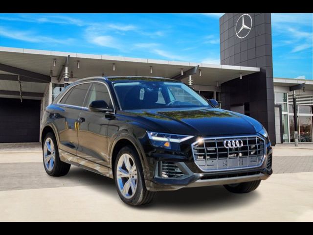 2022 Audi Q8 Premium