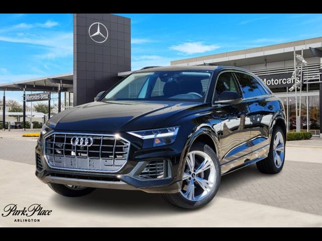 2022 Audi Q8 Premium