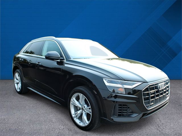 2022 Audi Q8 Premium