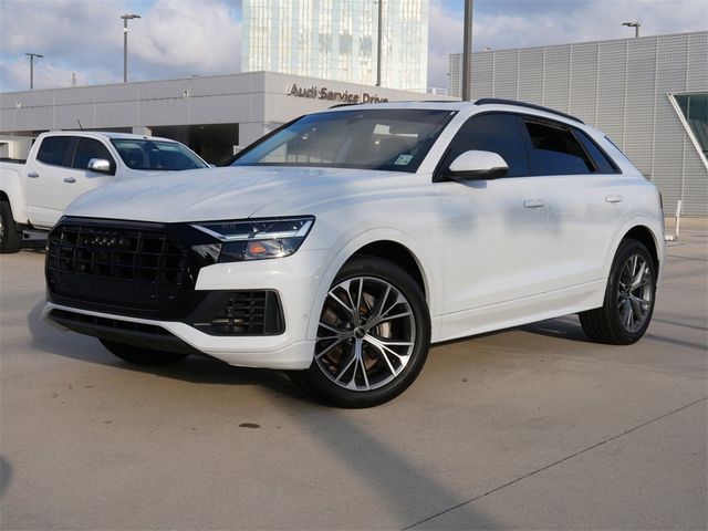 2022 Audi Q8 Premium