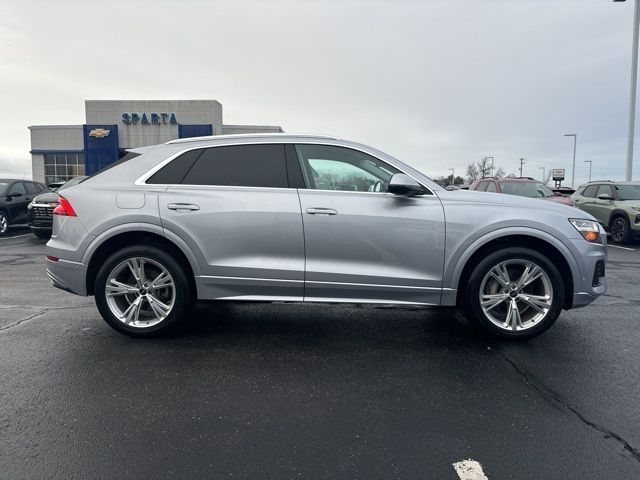 2022 Audi Q8 Premium