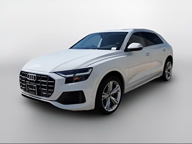 2022 Audi Q8 Premium