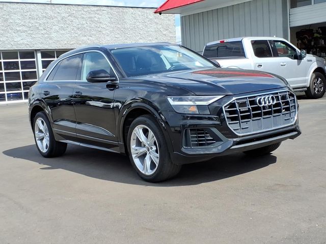 2022 Audi Q8 Premium Plus