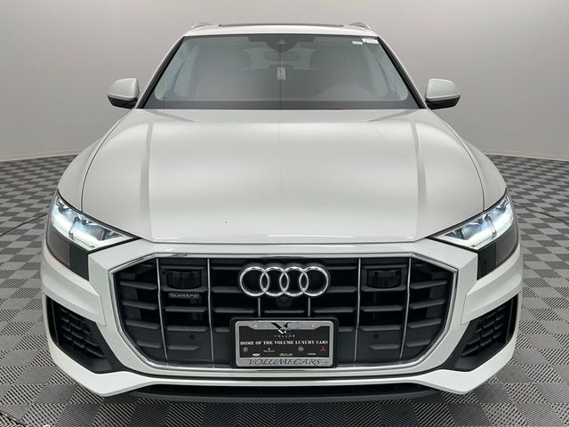2022 Audi Q8 Premium Plus