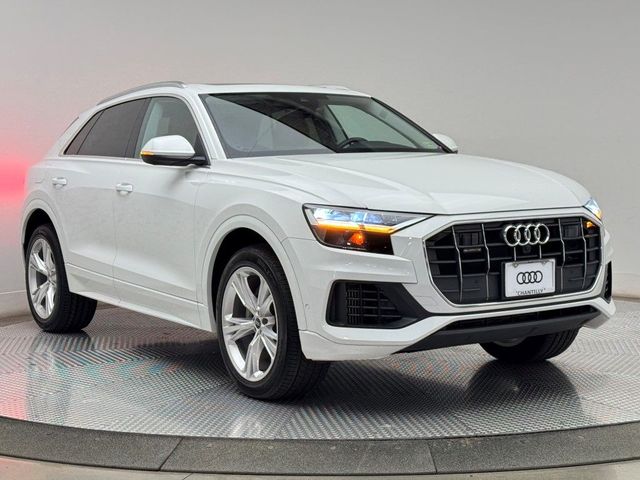 2022 Audi Q8 Premium Plus