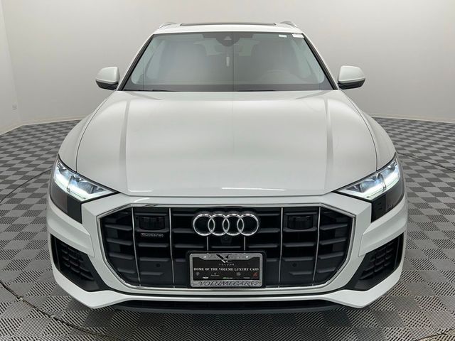 2022 Audi Q8 Premium Plus