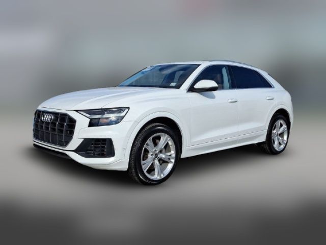 2022 Audi Q8 Premium Plus