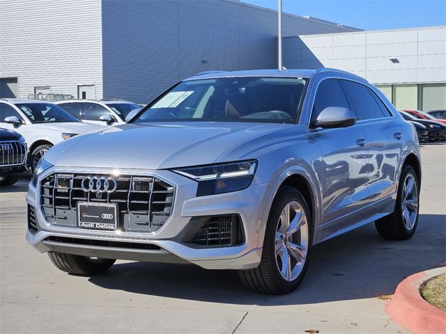 2022 Audi Q8 Premium Plus