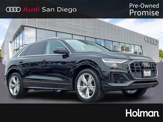 2022 Audi Q8 Premium Plus