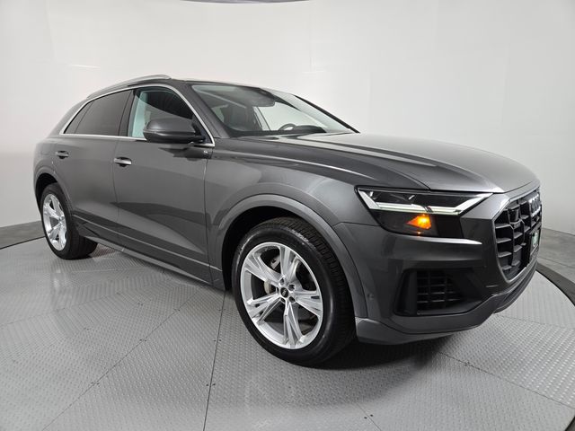 2022 Audi Q8 Premium Plus