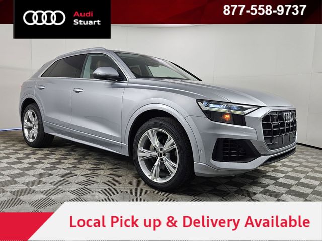 2022 Audi Q8 Premium Plus