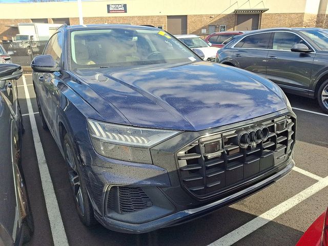 2022 Audi Q8 Premium Plus