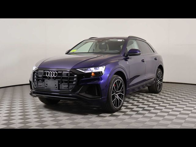 2022 Audi Q8 Premium Plus