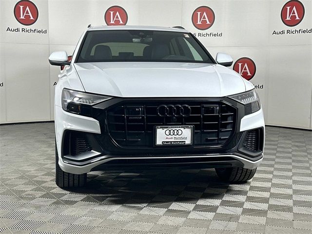 2022 Audi Q8 Premium Plus