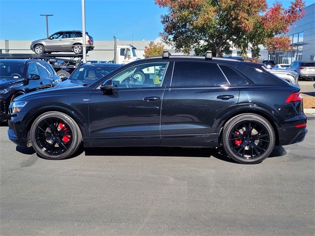 2022 Audi Q8 Premium Plus