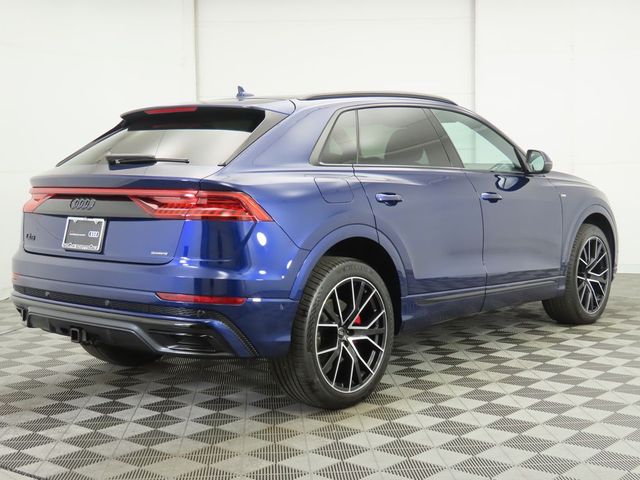 2022 Audi Q8 Premium Plus