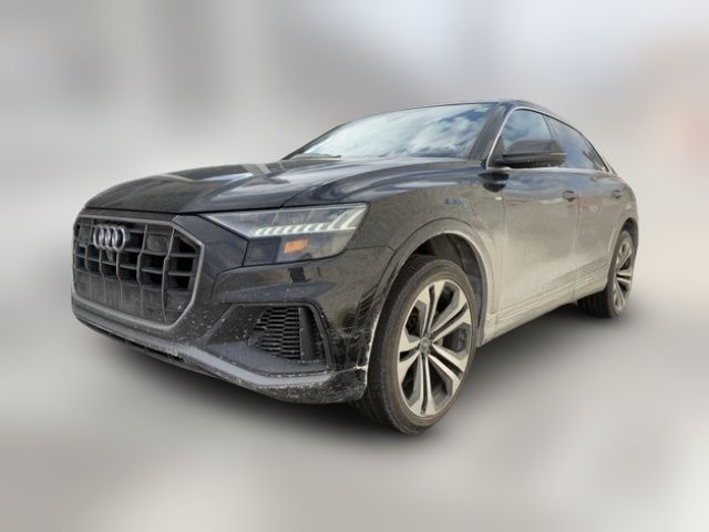 2022 Audi Q8 Premium Plus