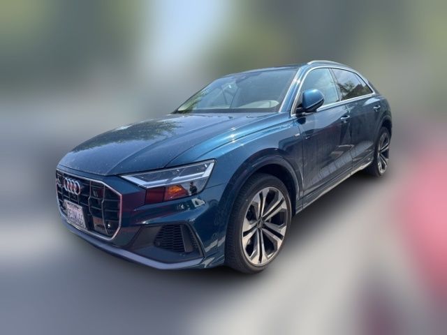 2022 Audi Q8 Premium Plus
