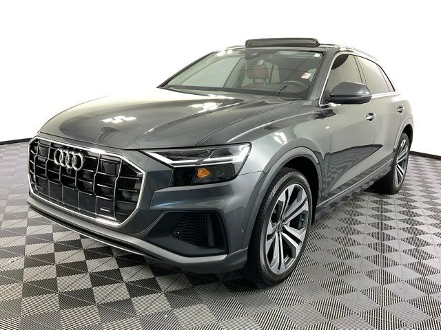 2022 Audi Q8 Premium Plus