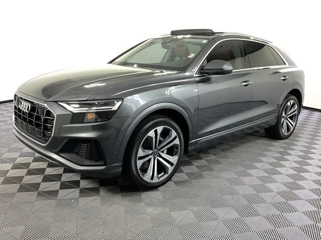 2022 Audi Q8 Premium Plus