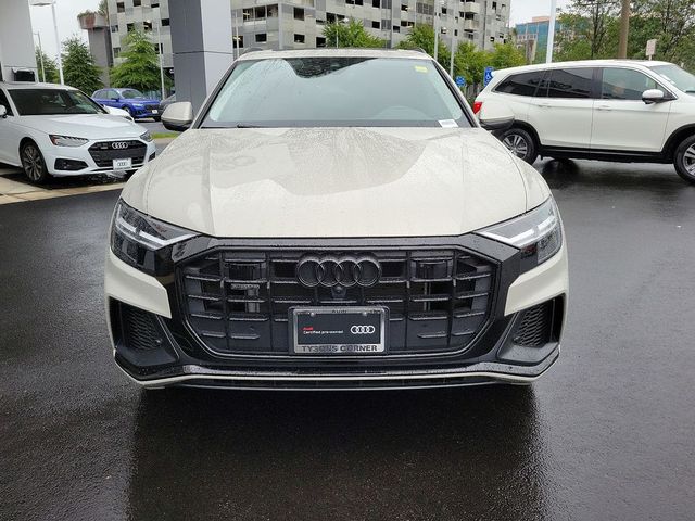 2022 Audi Q8 Premium Plus