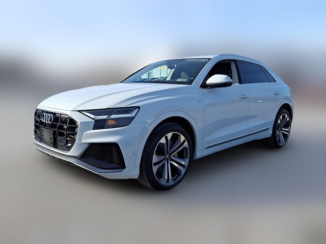 2022 Audi Q8 Premium Plus