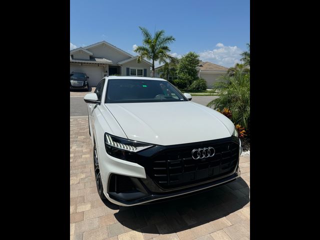 2022 Audi Q8 Prestige