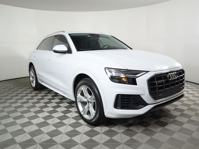 2022 Audi Q8 Premium