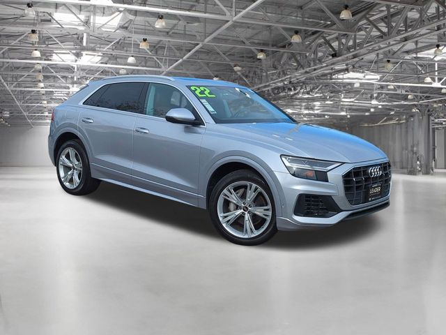 2022 Audi Q8 Premium