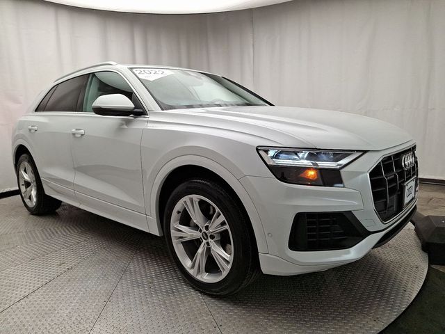 2022 Audi Q8 Premium