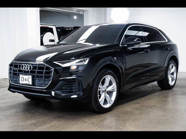 2022 Audi Q8 Premium