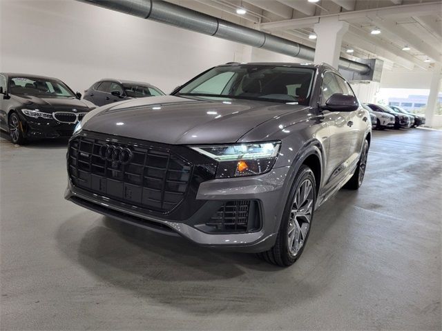 2022 Audi Q8 Premium