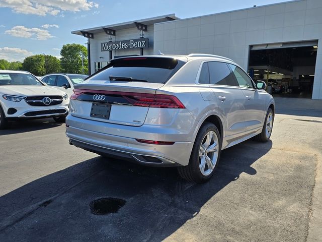 2022 Audi Q8 Premium Plus