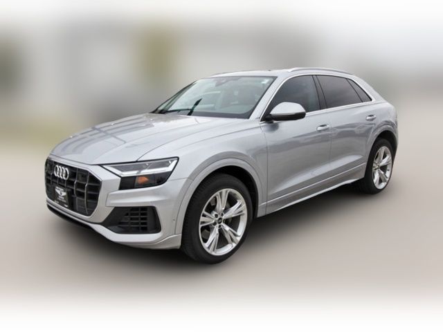 2022 Audi Q8 Premium Plus