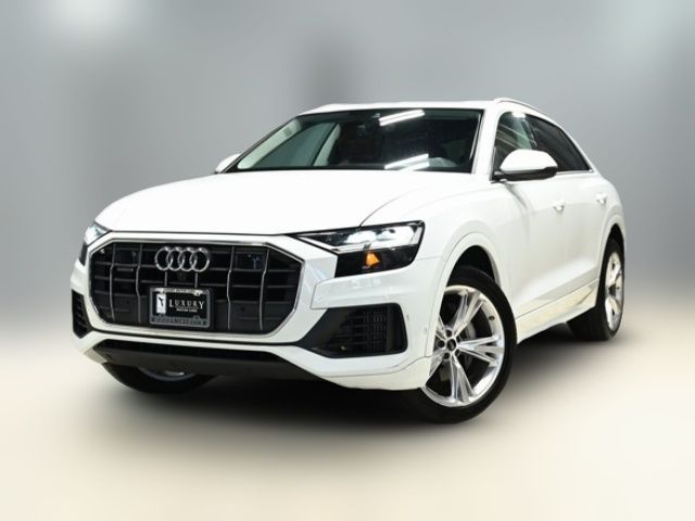 2022 Audi Q8 Premium Plus