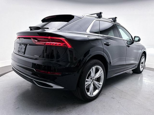 2022 Audi Q8 Premium Plus