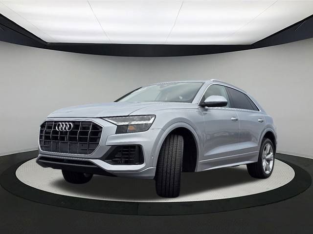 2022 Audi Q8 Premium Plus