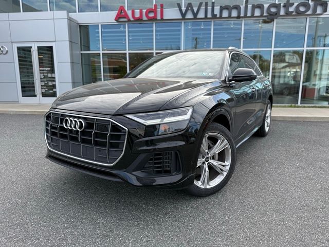 2022 Audi Q8 Premium Plus