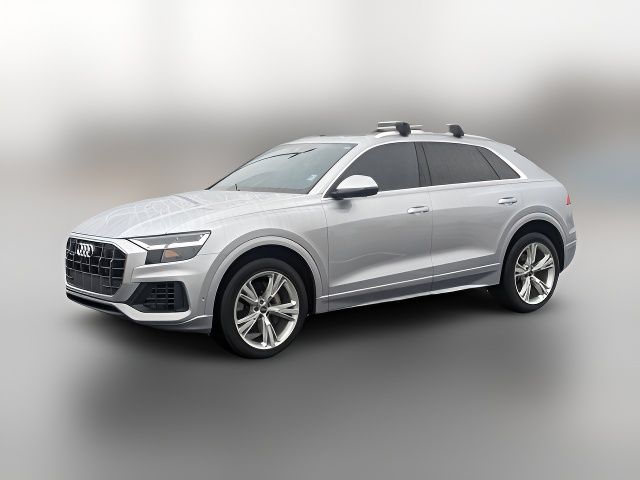 2022 Audi Q8 Premium Plus