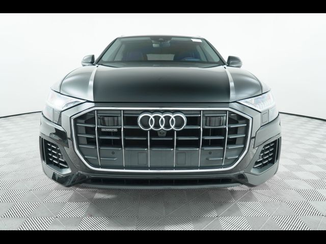 2022 Audi Q8 Prestige