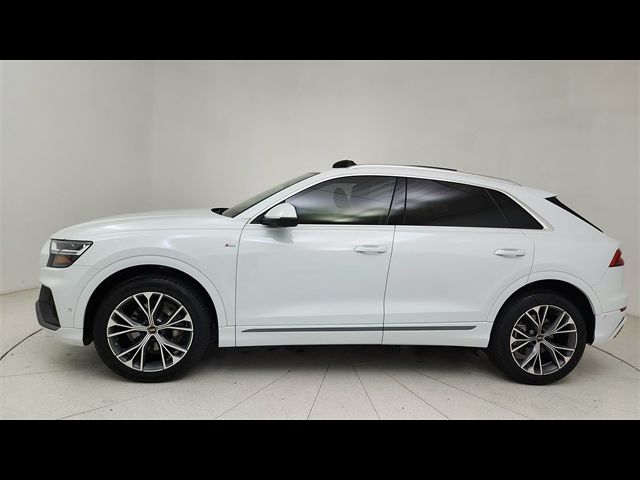 2022 Audi Q8 Premium Plus